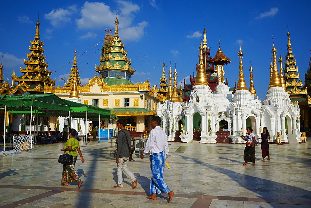 Shwedagon Paya, Yangon (Rangoon), Myanmar (Burma), Asia