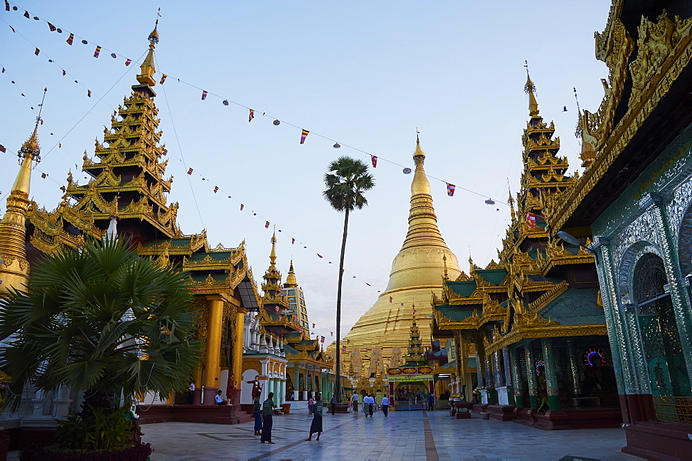 Shwedagon Paya, Yangon (Rangoon), Myanmar (Burma), Asia