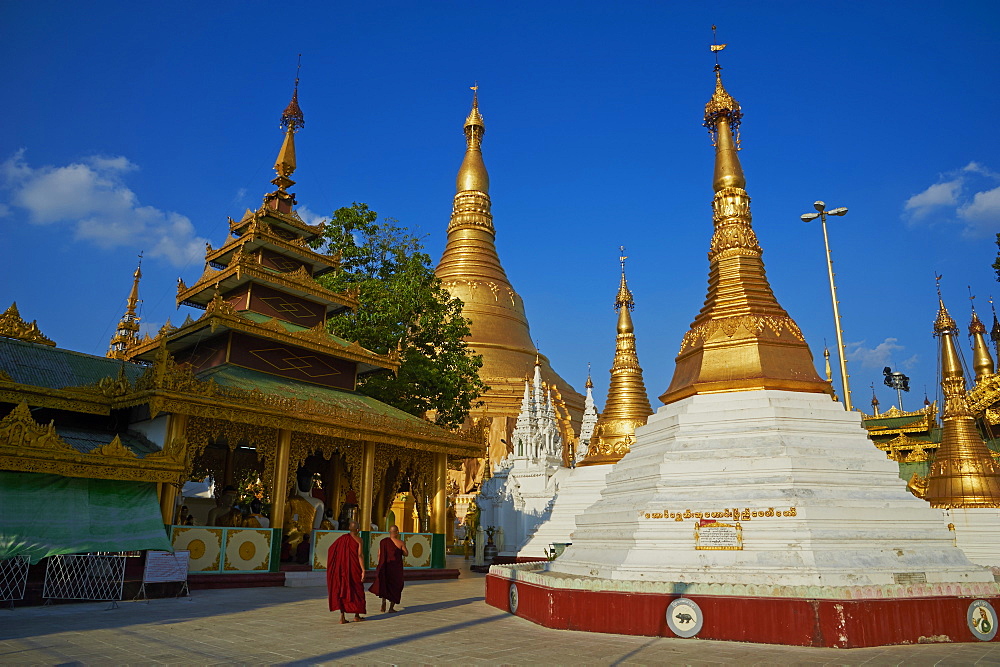 Shwedagon Paya, Yangon (Rangoon), Myanmar (Burma), Asia