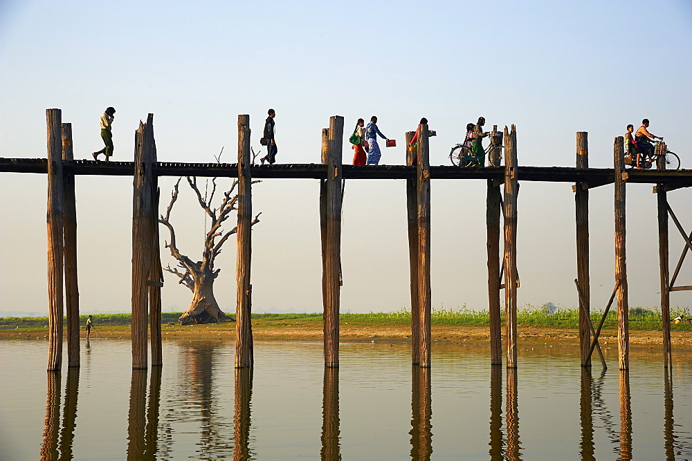 Taung Thama Lake and U Bein bridge at Amarapura, Mandalay Province, Myanmar (Burma), Asia