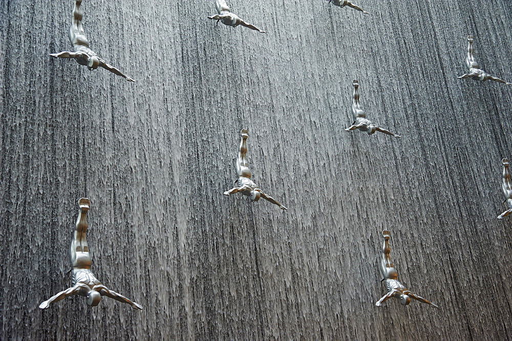 Fountain of the Mall of the Emirates Commercial Center, Dubai, United Arab Emirates, Middle East