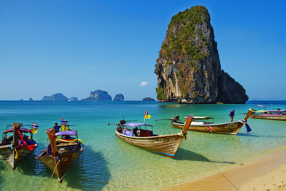 Ao Phra Nang Bay, Railay Beach, Hat Tham Phra Nang Beach, Krabi Province, Thailand, Southeast Asia, Asia