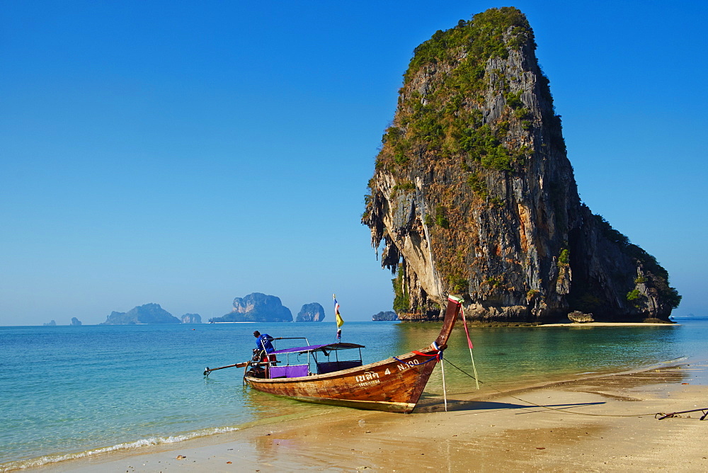 Ao Phra Nang Bay, Railay Beach, Hat Tham Phra Nang Beach, Krabi Province, Thailand, Southeast Asia, Asia