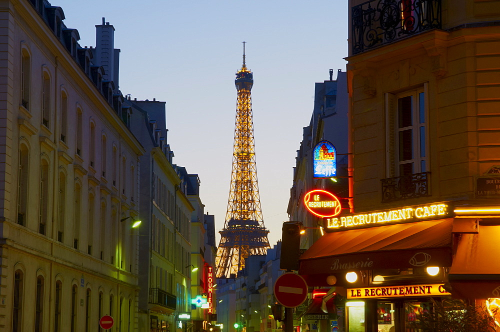 Eiffel Tower in the evening, Paris, France, Europe