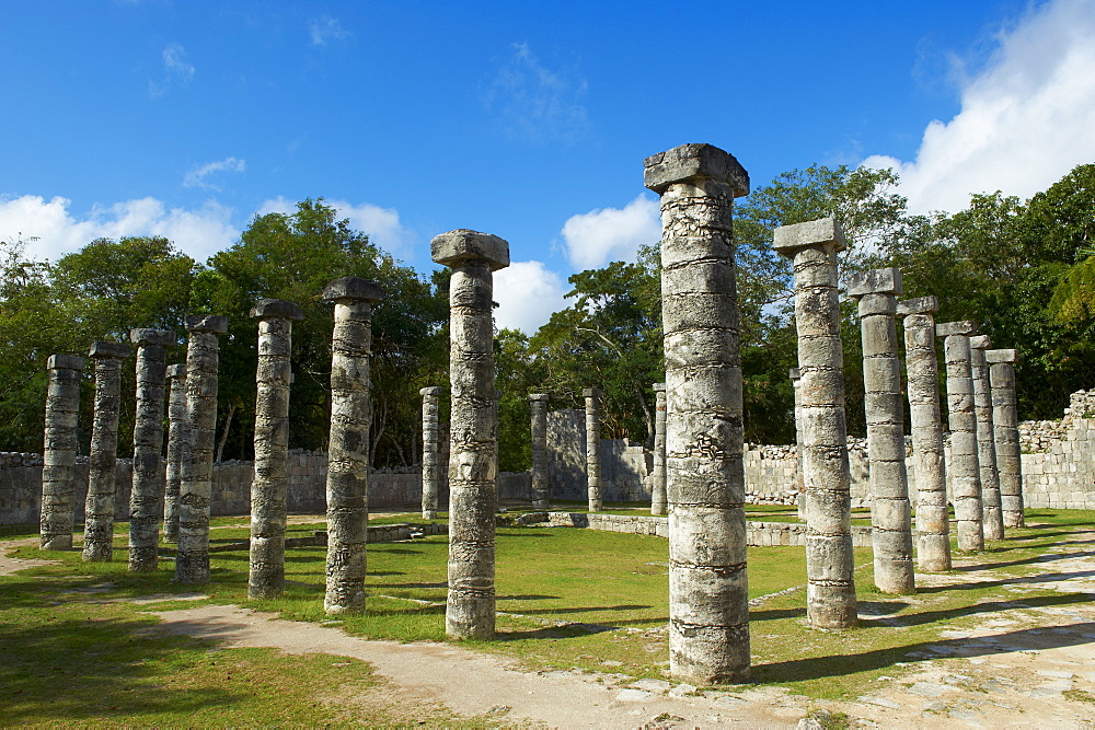 Ancient Mayan ruins, Chichen Itza, UNESCO World Heritage Site, Yucatan, Mexico, North America