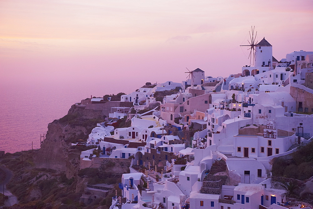 Oia (Ia) village and windmill, Santorini, Cyclades, Greek Islands, Greece, Europe