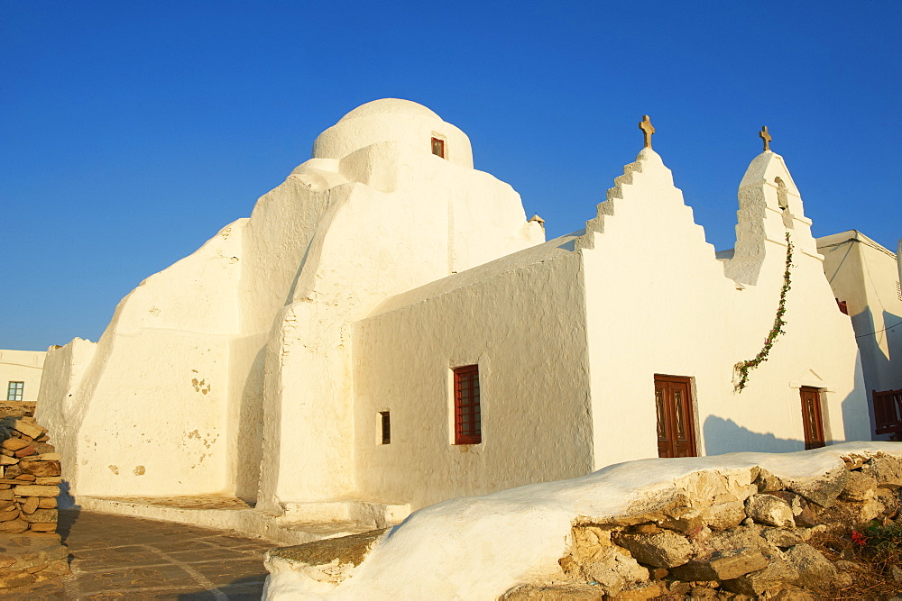 Paraportiani church, The Chora (Hora), Mykonos, Cyclades Islands, Greek Islands, Aegean Sea, Greece, Europe