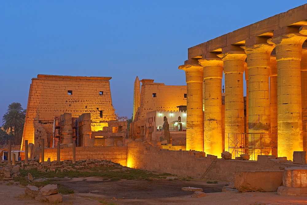 Temple of Luxor, Thebes, UNESCO World Heritage Site, Egypt, North Africa, Africa