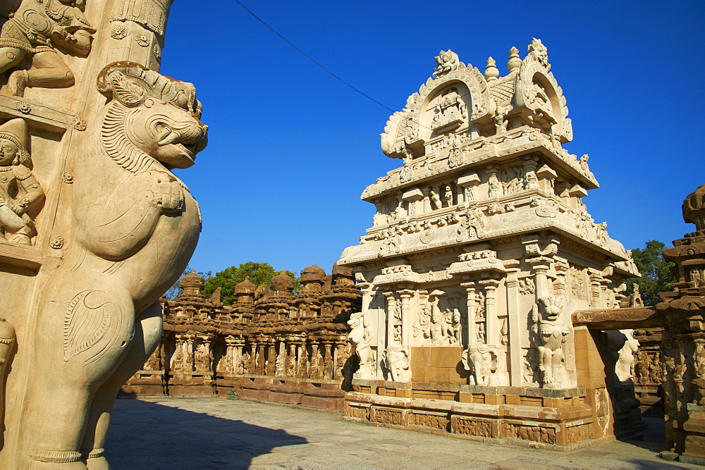 Kailasanatha temple dating from the 8th century, Kanchipuram, Tamil Nadu, India, Asia