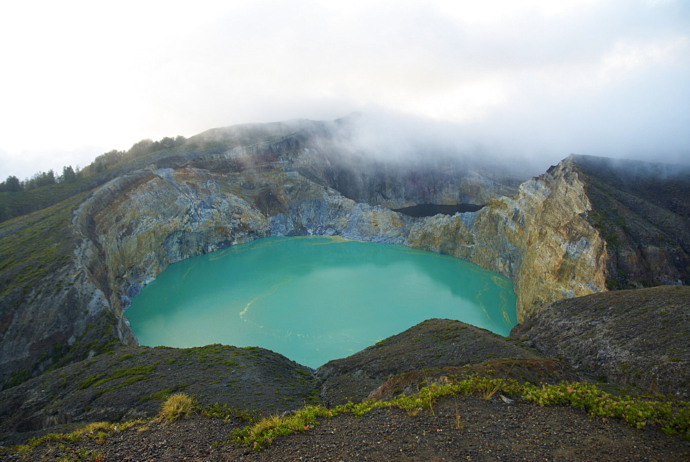 Crater of Kelimutu Volcano, 1640m, Flores Island, Indonesia, Southeast Asia, Asia