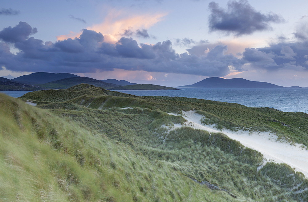 A view across the Sound of Taransay from the dunes at Luskentyre, Isle of Harris, Outer Hebrides, Scotland, United Kingdom, Europe