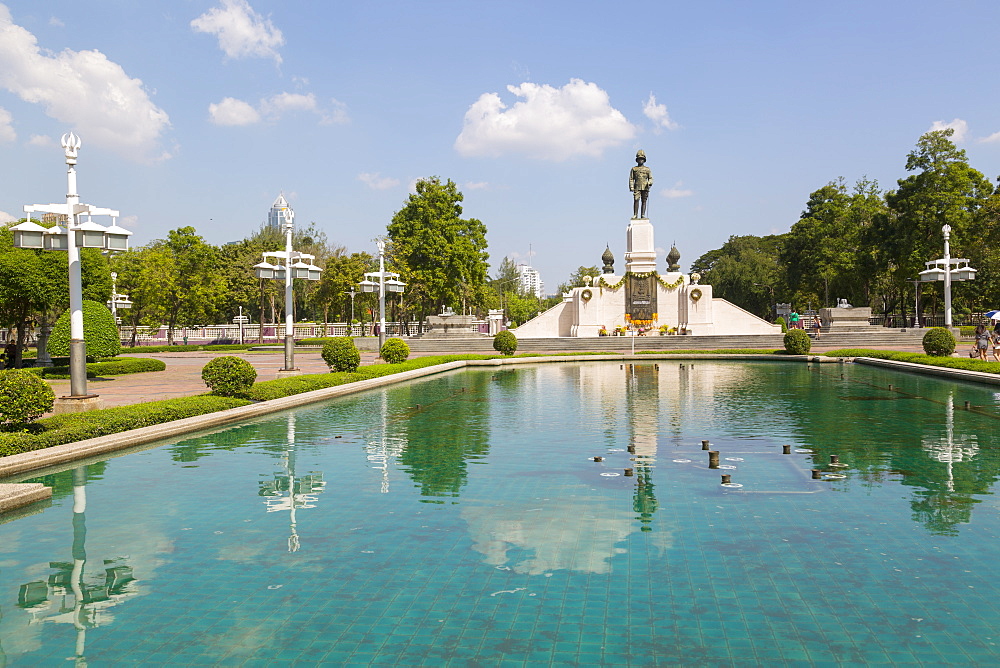 King Rama IV in Lumphini Park, Ratchadamri Road, Bangkok, Thailand, Southeast Asia, Asia