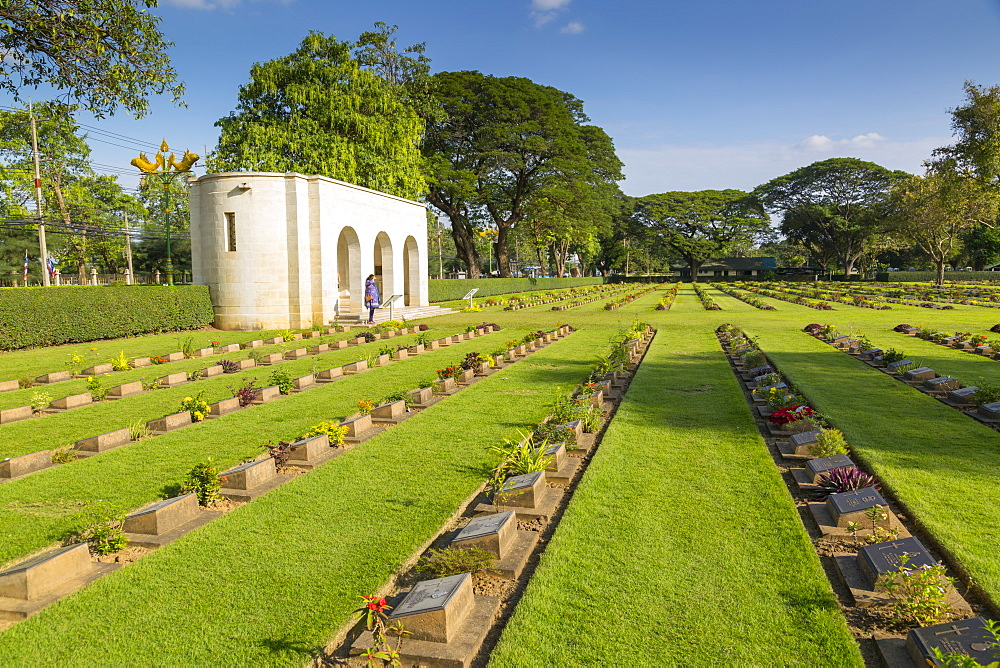 Kanchanaburi War Cemetery, Bangkok, Thailand, Southeast Asia, Asia