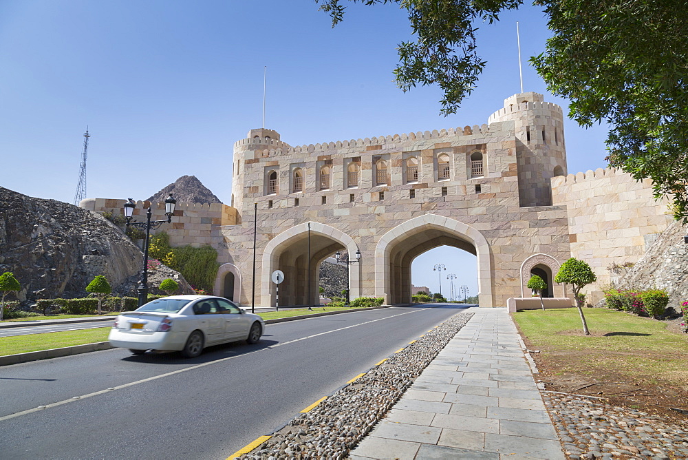 Muscat Gate and entrance to the City of Muscat, Muscat, Oman, Middle East