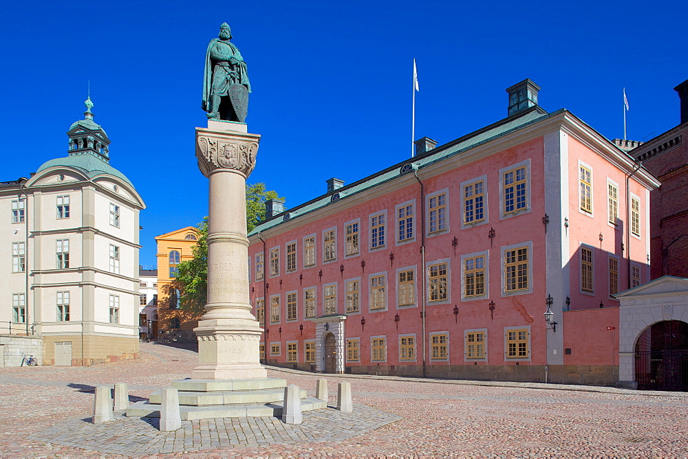 Wrangelska Bracken and Monument, Riddarholmen, Stockholm, Sweden, Scandinavia, Europe