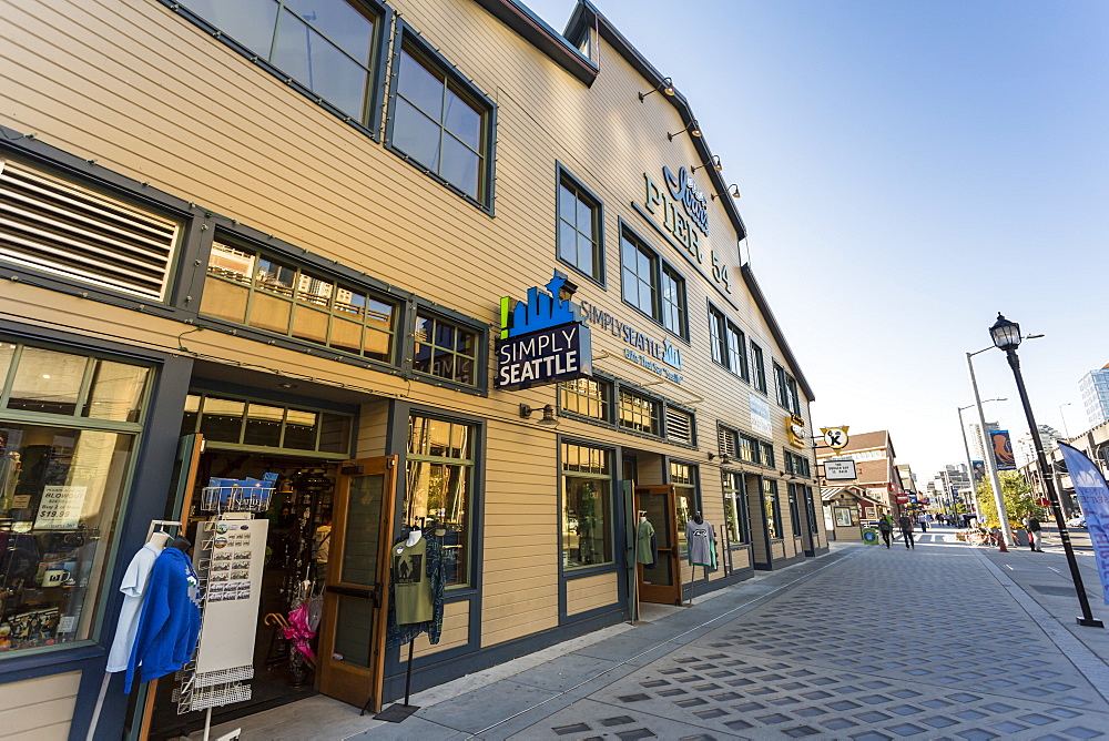 Shops and sidewalk of Pier 54 on Alaskan Way, Downtown, Seattle, Washington State, United States of America, North America