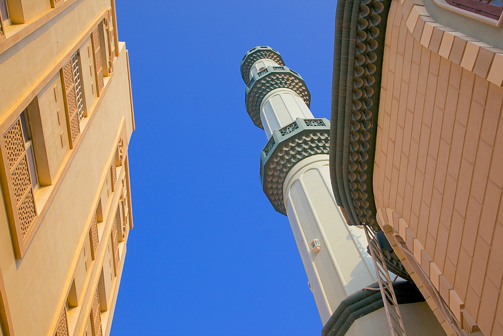 Mosque near The Deira Souk, The Creek, Dubai, United Arab Emirates, Middle East