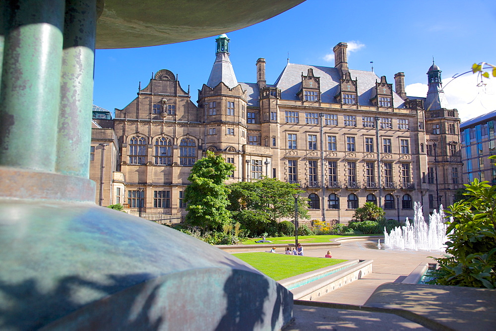 Town Hall and Peace Gardens, Sheffield, South Yorkshire, Yorkshire, England, United Kingdom, Europe