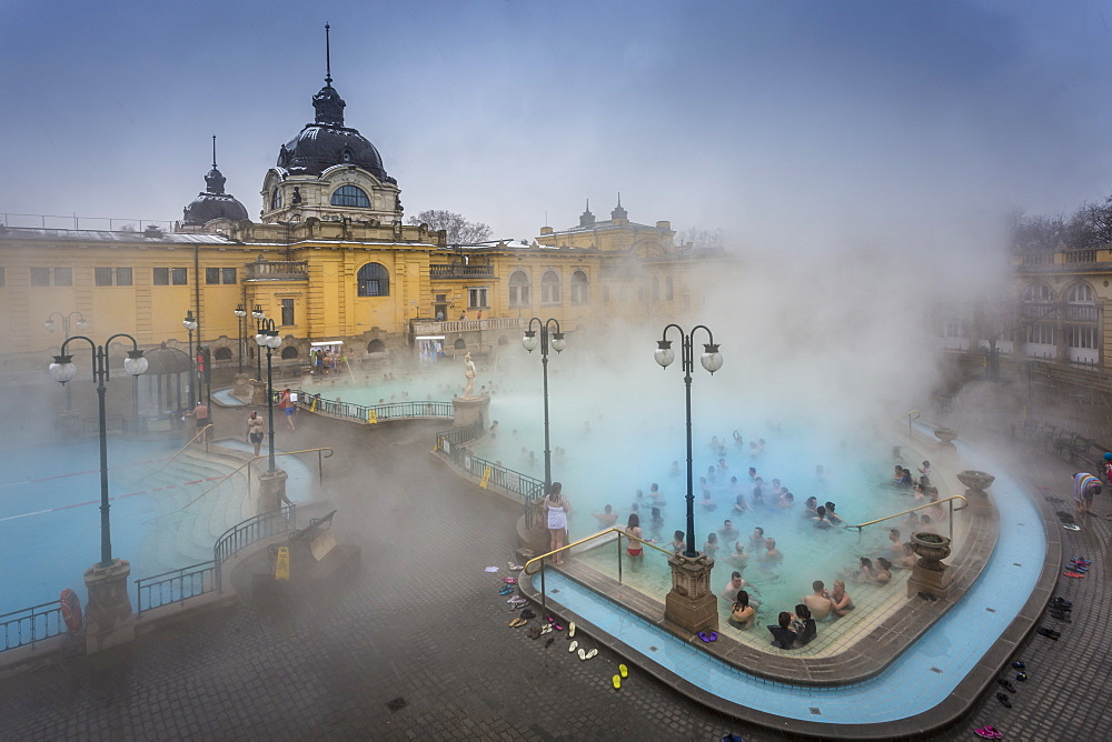 View of outside thermal spa at Szechenhu Thermal Bath in winter, Budapest, Hungary, Europe