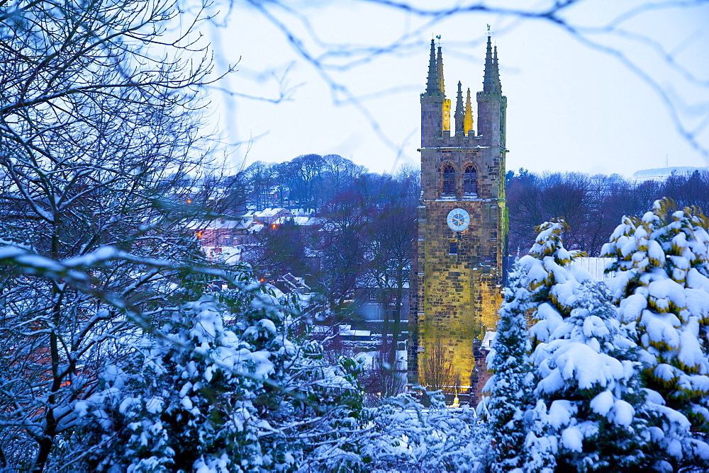 Cathedral of the Peak in snow, Tideswell, Peak District National Park, Derbyshire, England, United Kingdom, Europe 