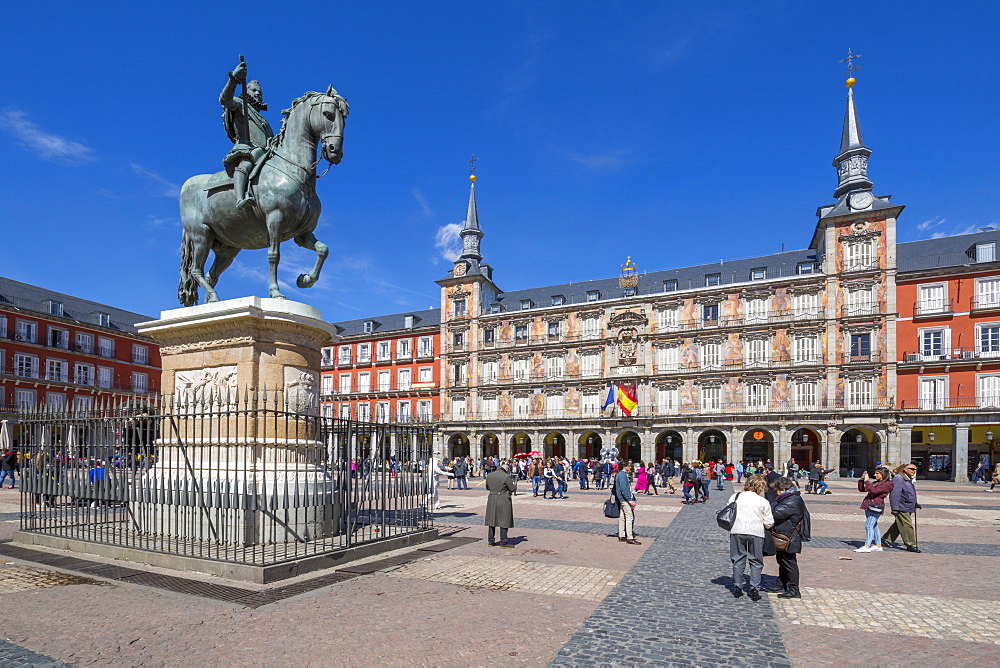 View of Philip lll statue and architecture in Calle Mayor, Madrid, Spain, Europe