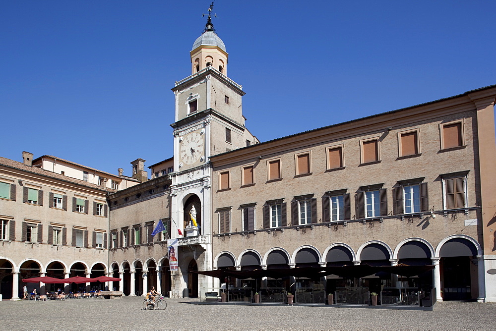 Piazza Grande Clock Tower, Modena, Emilia Romagna, Italy, Europe