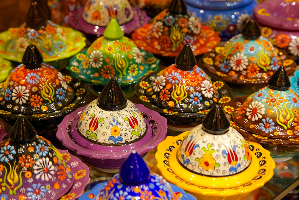 Souvenirs, Central Market, Abu Dhabi, United Arab Emirates, Middle East