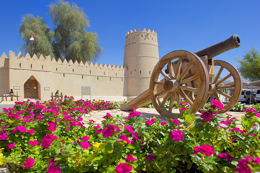 Sultan Bin Zayed Fort, now the Al-Ain Museum, Al Ain, Abu Dhabi, United Arab Emirates, Middle East 