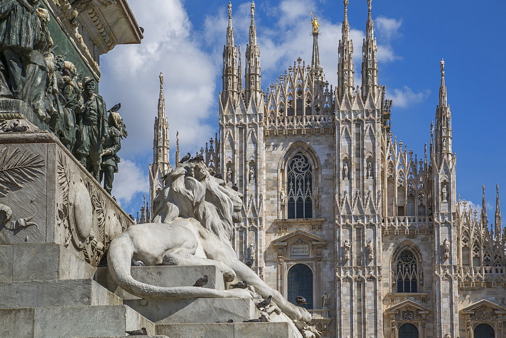 View of the Duomo di Milano and Vittorio Emanuele II in Piazza Del Duomo, Milan, Lombardy, Italy, Europe