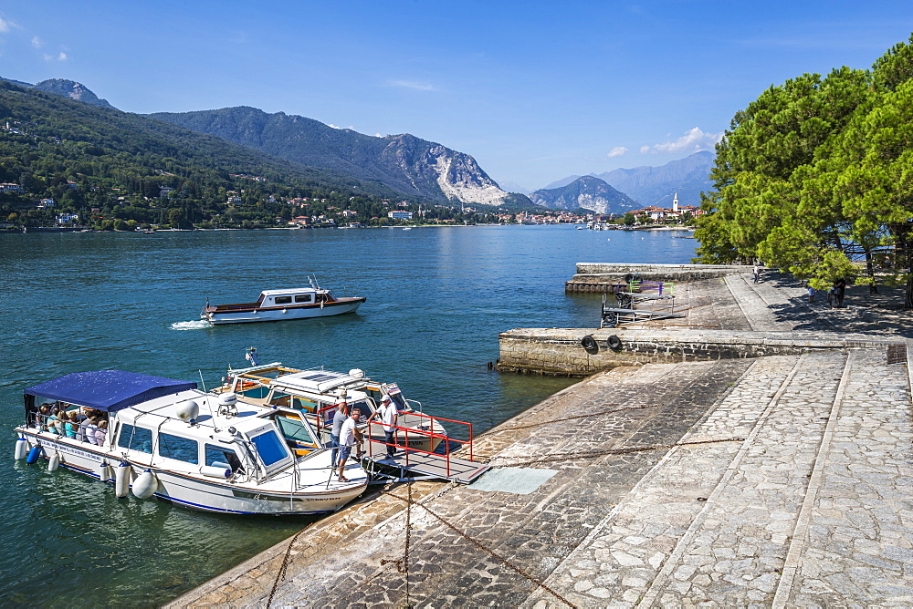 View of Isola dei Pescatori and Lake Maggiore from Isola Bella, Borromean Islands, Lago Maggiore, Piedmont, Italian Lakes, Italy, Europe