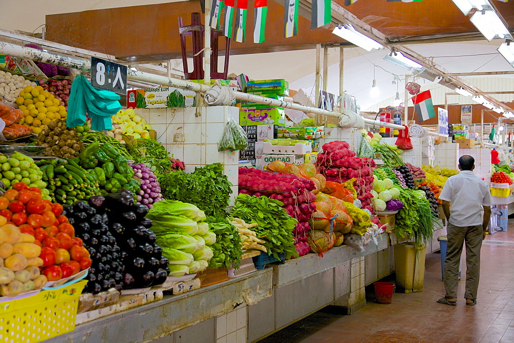 Vegetable and meat market, Al Ain, Abu Dhabi, United Arab Emirates, Middle East 