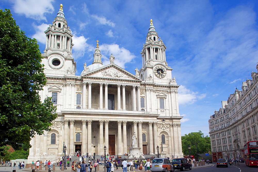 View of St. Paul's Cathedral, London, England, United Kingdom, Europe