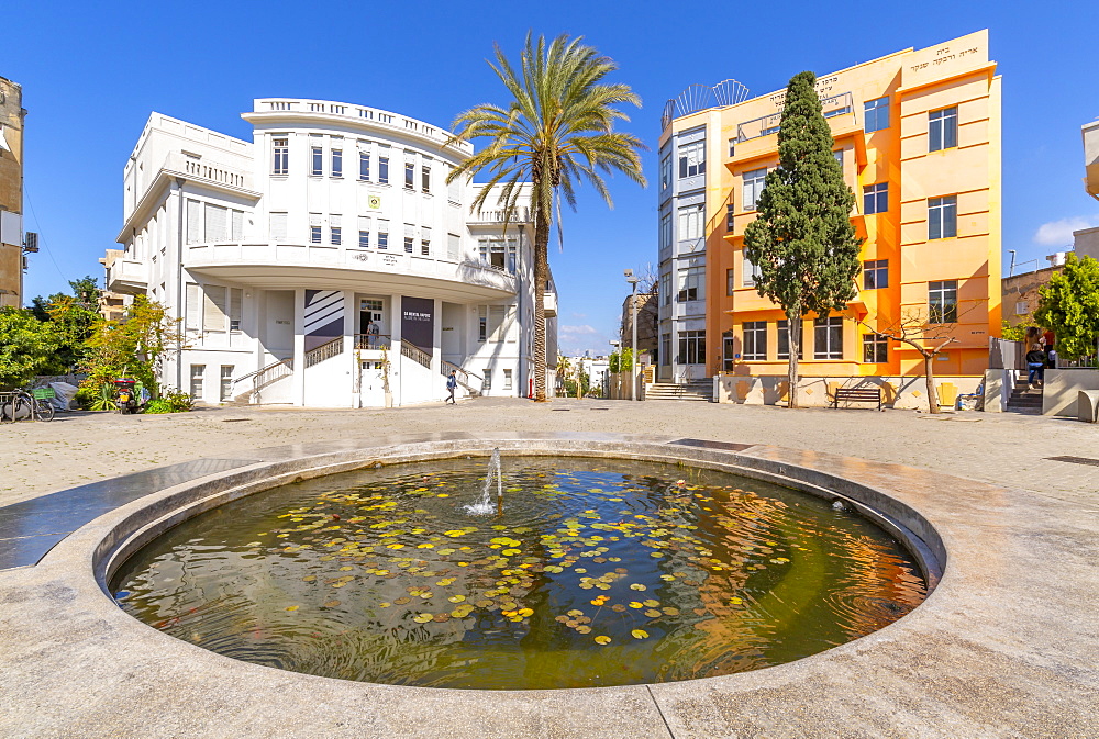 View of Beit ha'ir local history Museum and Felicia Blumental Music Center and Library, Tel Aviv, Israel, Middle East