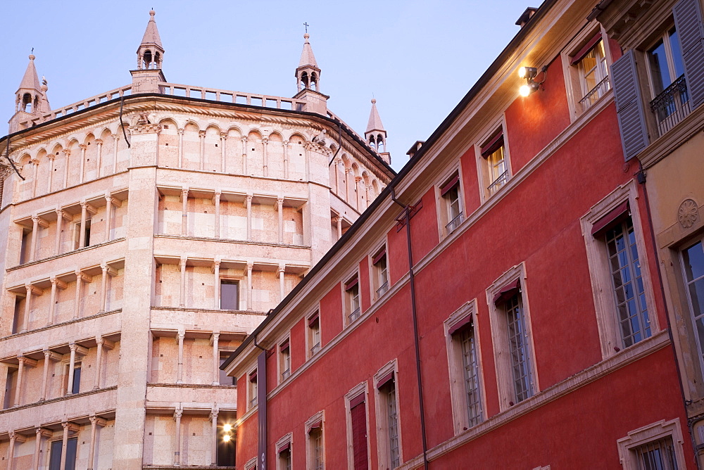 Architecture and Baptistry, Parma, Emilia Romagna, Italy, Europe