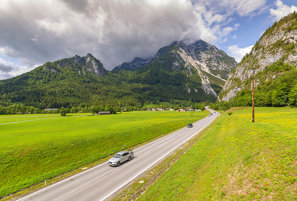 View of road leading into mountains, Unterburg, Styria, Tyrol, Austrian Alps, Austria, Europe