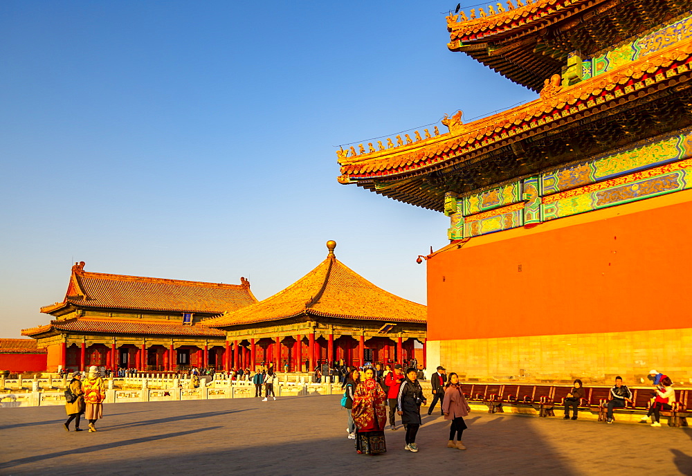 View inside the Forbidden City at sunset, UNESCO World Heritage Site, Xicheng, Beijing, People's Republic of China, Asia