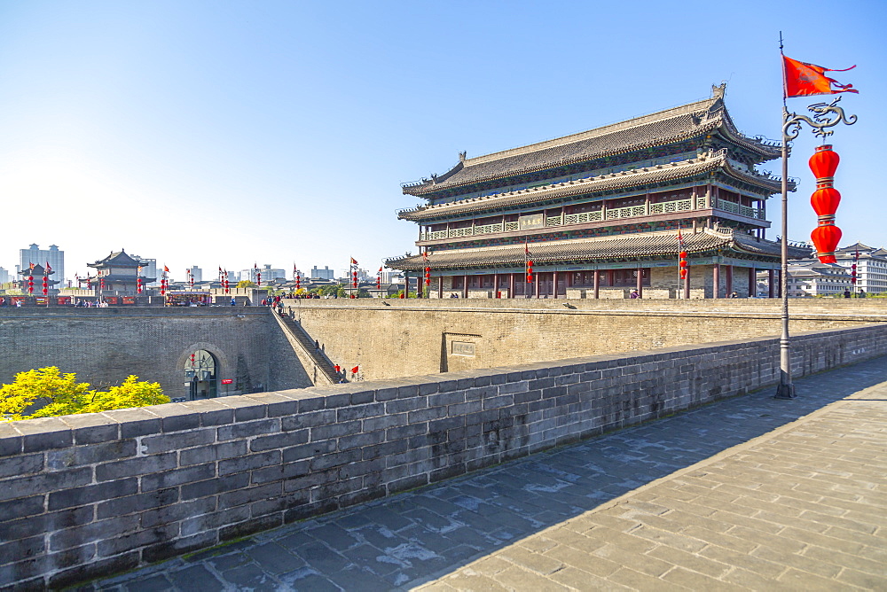 View of the City wall of Xi'an, Shaanxi Province, People's Republic of China, Asia