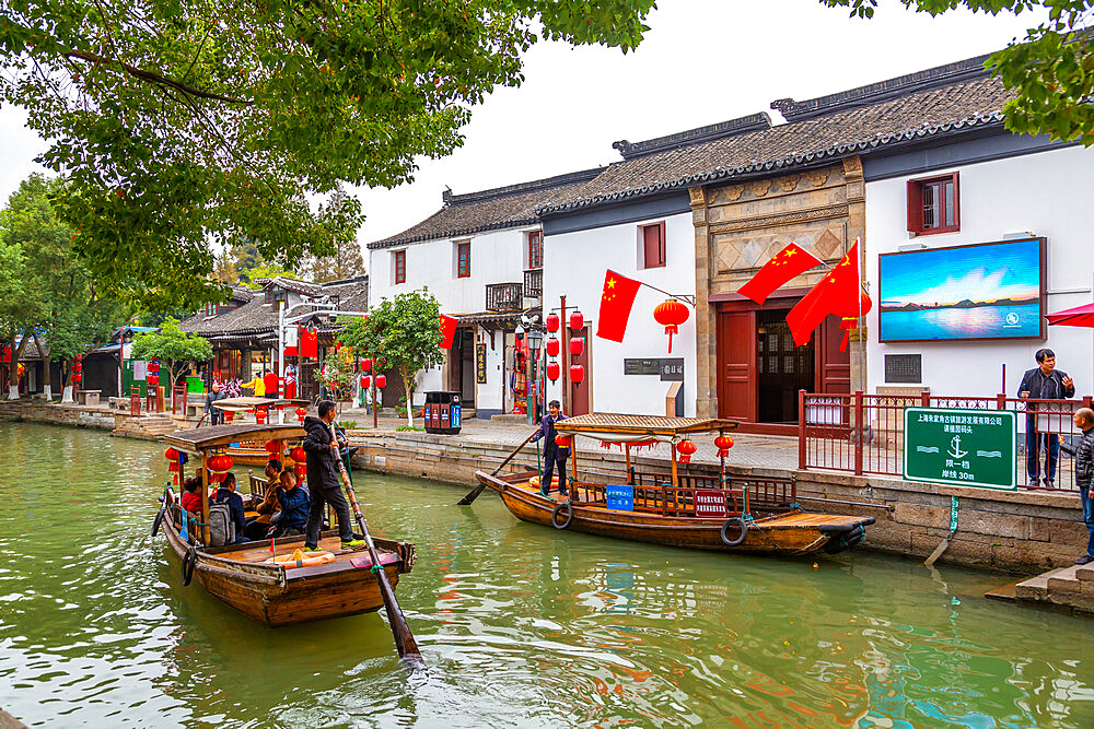 View of boats on waterway in Zhujiajiaozhen water town, Qingpu District, Shanghai, China, Asia