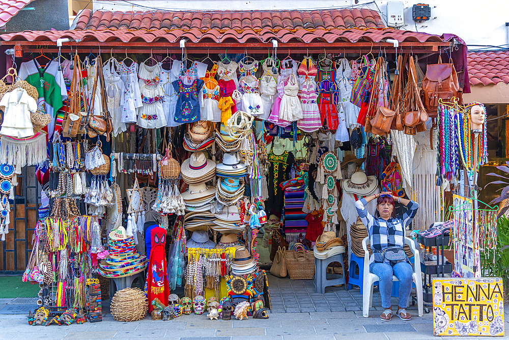 View of souvenirs for sale on 5th Avenue, Playa del Carmen, Quintana Roo, Caribbean Coast, Yucatan Peninsula, Riviera Maya, Mexico, North America