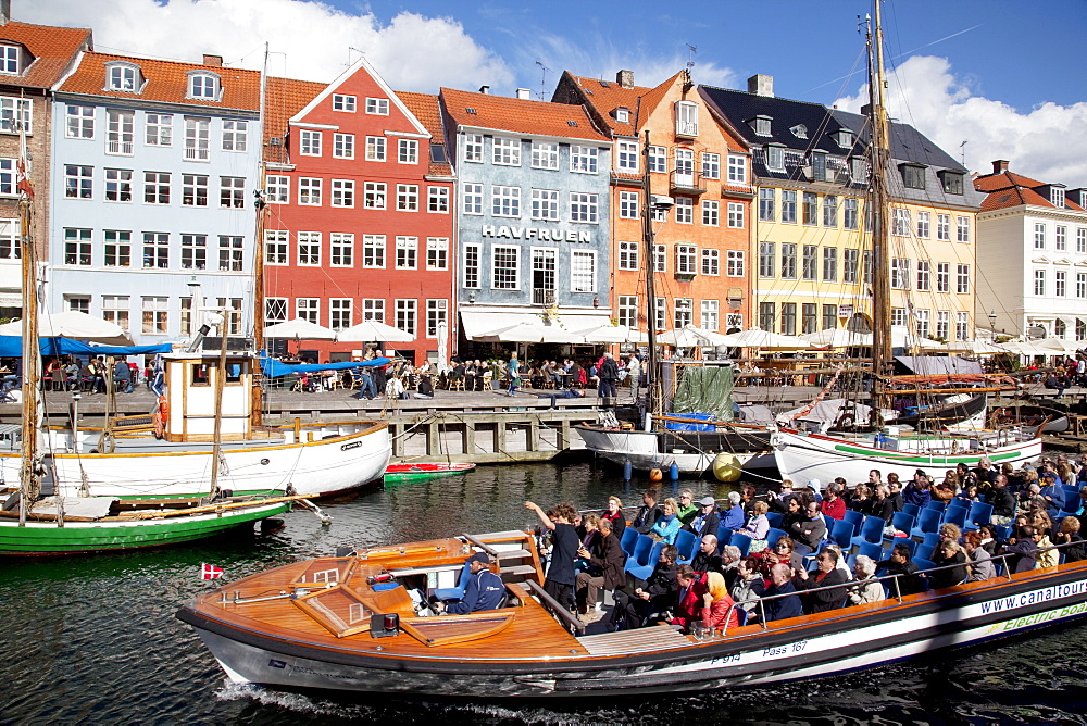 Nyhavn, Copenhagen, Denmark, Scandinavia, Europe