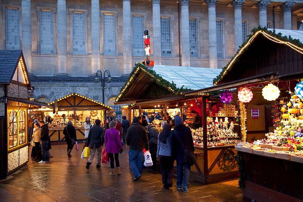 Christmas Market stalls and Town Hall, City Centre, Birmingham, West Midlands, England, United Kingdom, Europe