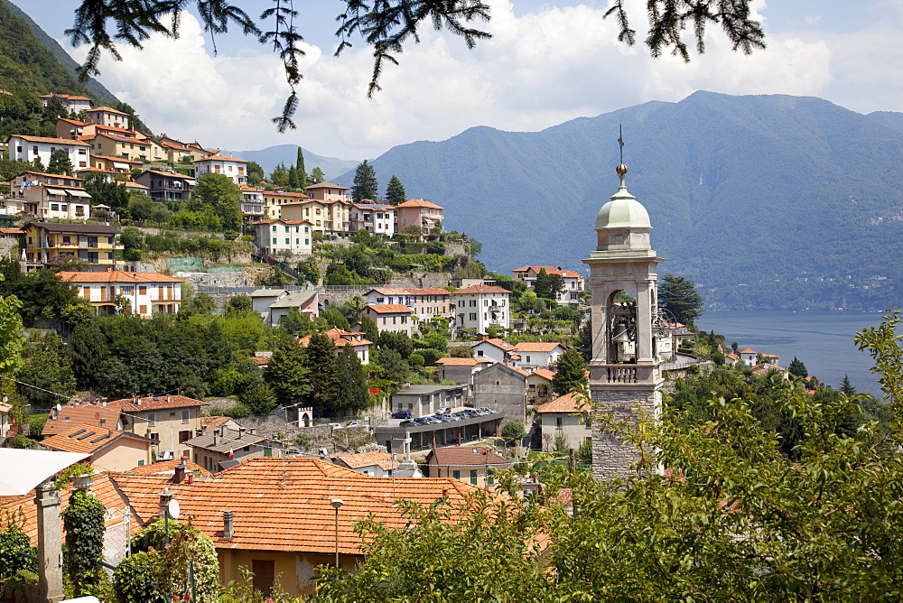 Lakeside village, Lake Como, Lombardy, Italian Lakes, Italy, Europe