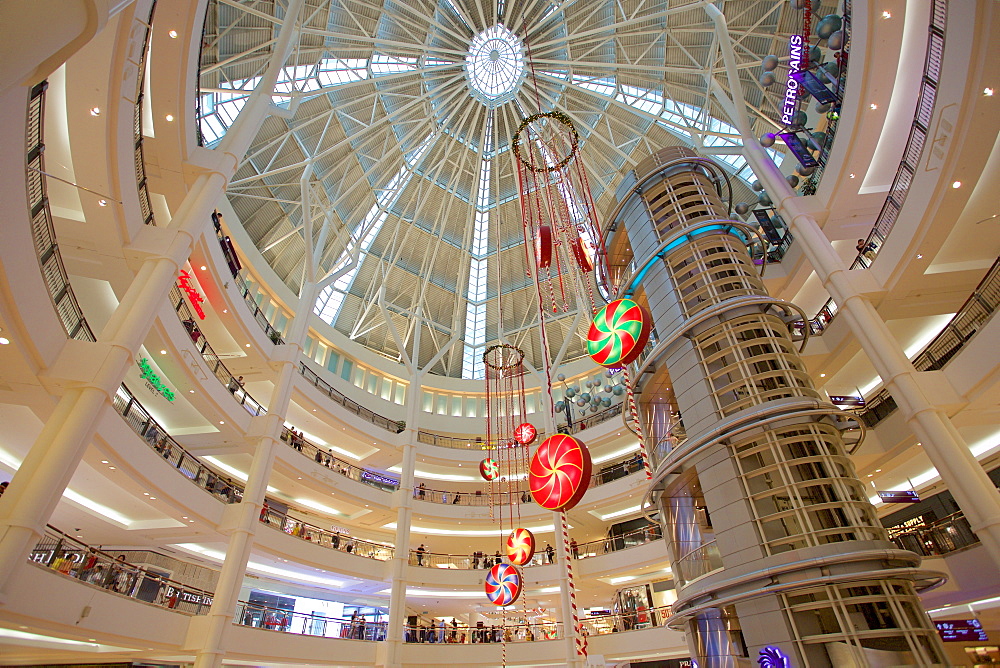 Suria KLCC Shopping Mall at Christmas, Kuala Lumpur, Malaysia, Southeast Asia, Asia