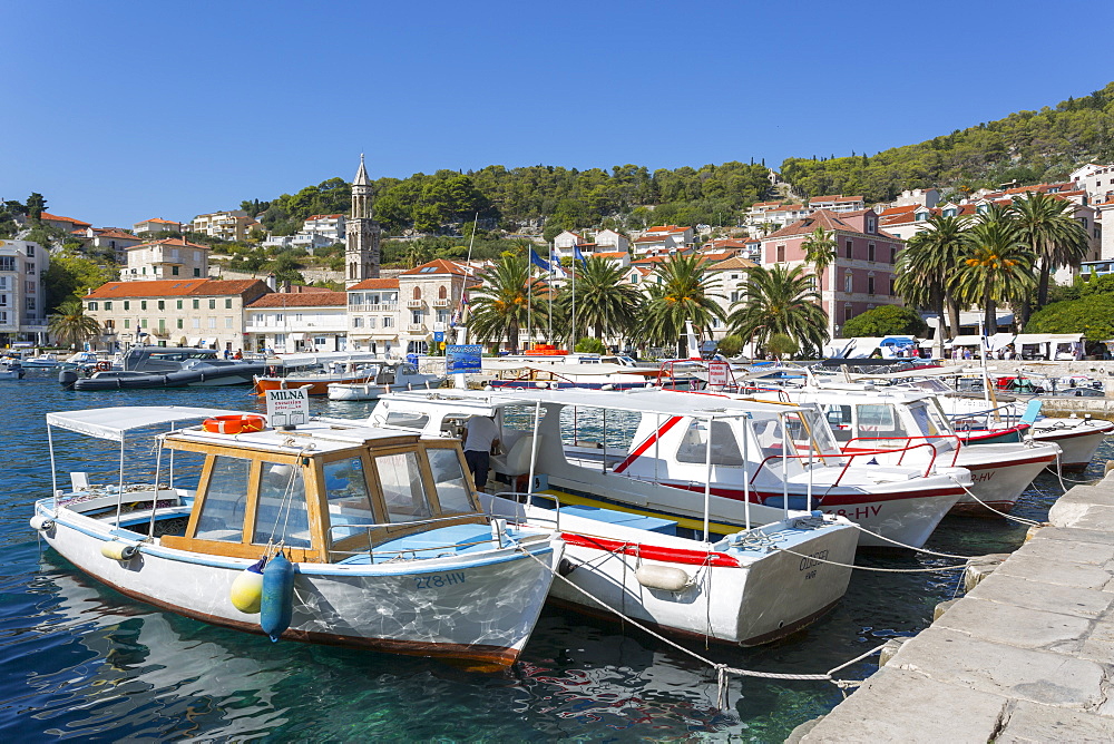 Hvar Harbour, Hvar Island, Dalmatia, Croatia, Europe