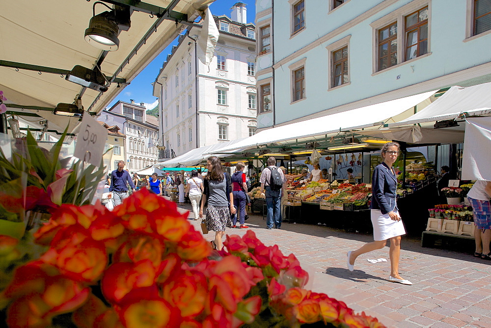 Market stall, Piazza Erbe Market, Bolzano, Bolzano Province, Trentino-Alto Adige, Italy, Europe