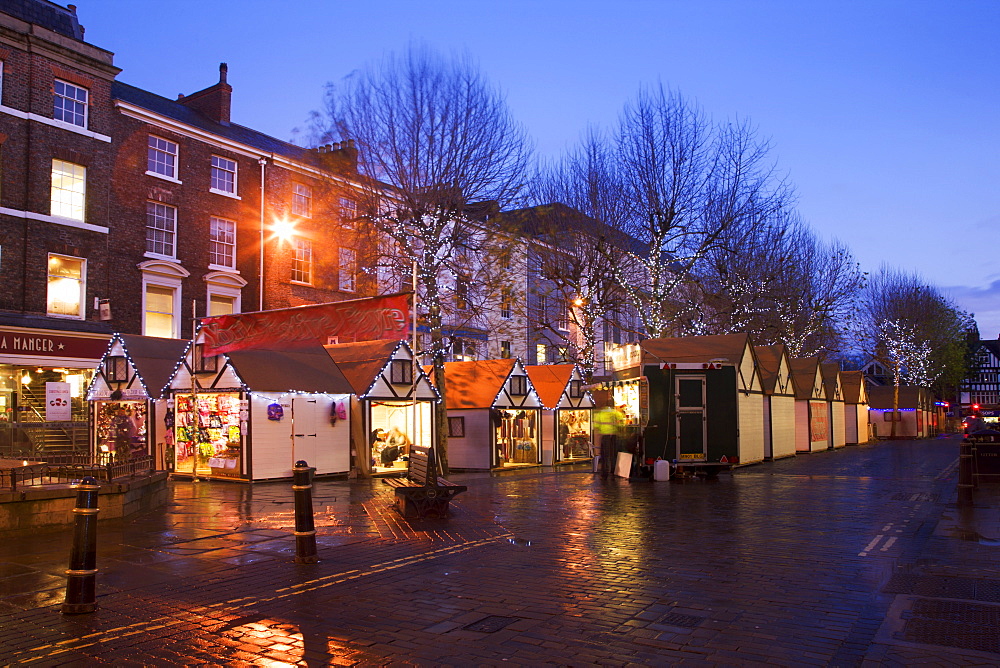 Christmas Market on Parliament Street, York, Yorkshire, England, United Kingdom, Europe