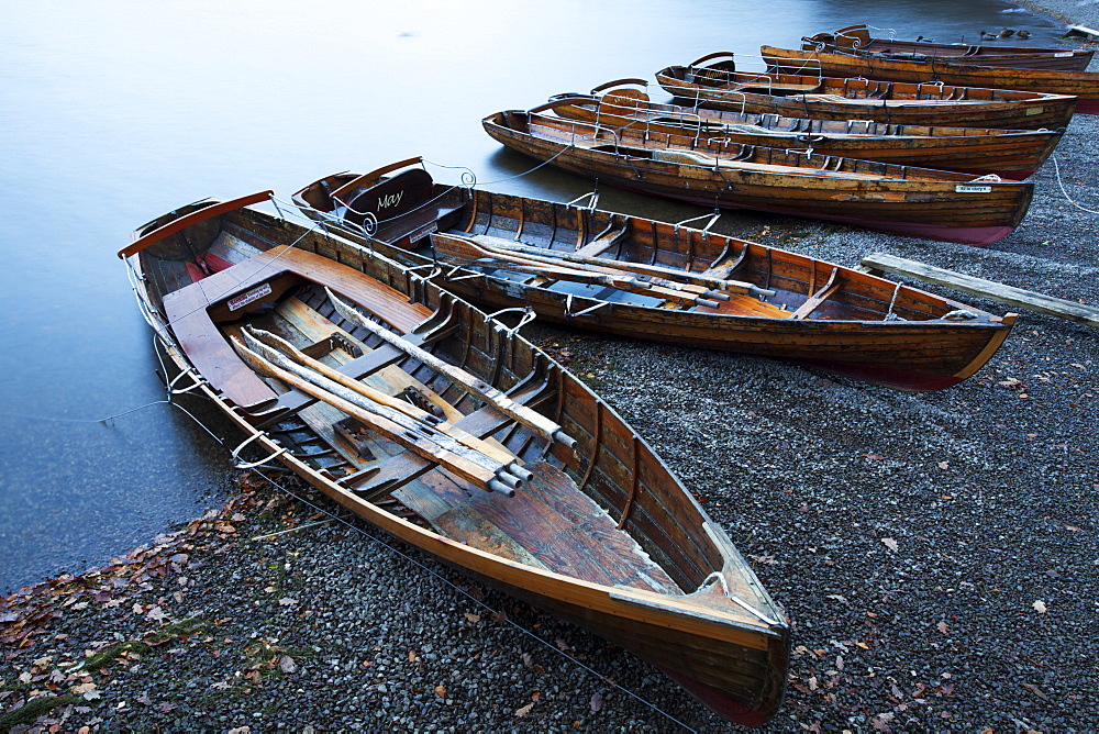 Rowing boats on the Lakeshore, Derwentwater, Keswick, Lake District National Park, Cumbria, England, United Kingdom, Europe 