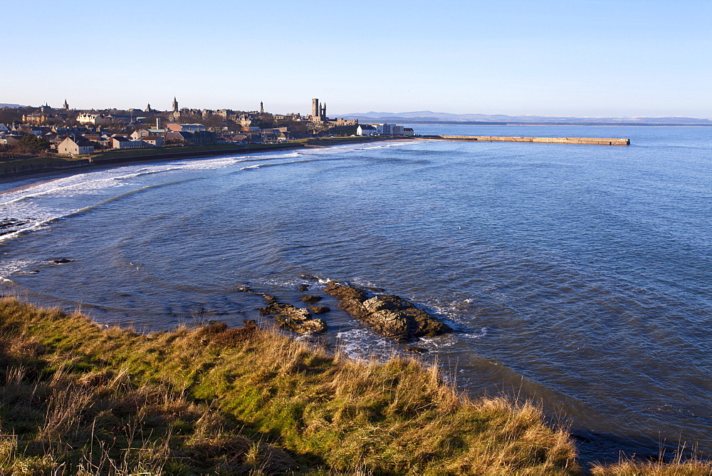 East Sands and Pier from the Clifftop, St. Andrews, Fife, Scotland, United Kingdom, Europe 