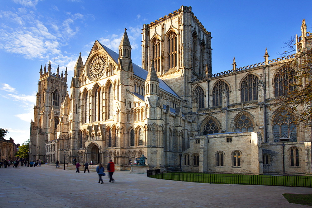 York Minster from Minster Piazza at sunset, York, Yorkshire, England, United Kingdom, Europe 