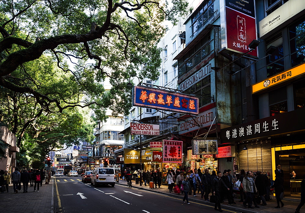 Street scene, Tsim Sha Tsui, Hong Kong, China, Asia